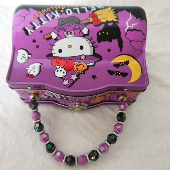 Hello Kitty By Sanrio Halloween Purse Tin Halloween Decoration - Picture 5 of 7